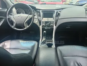 Hyundai Sonata 2012 Silver