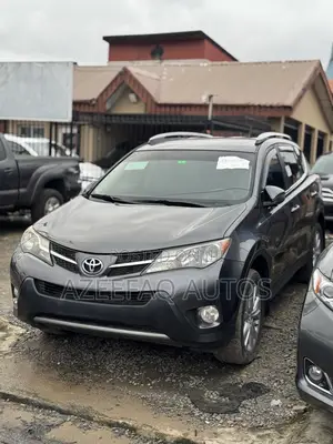 Toyota RAV4 Limited 4dr SUV AWD (2.5L 4cyl 6A) 2014 Gray