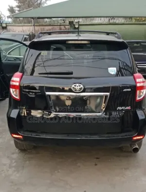 Toyota RAV4 2011 Black