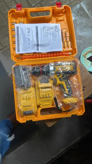 DEWALT Rechargeable Drilling Machine With Two Batteries