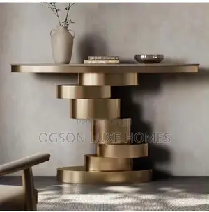 Constole Table