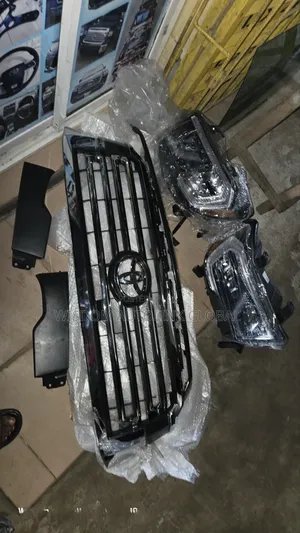 Headlights and Grille for Toyota Sequoia 2018-2022 Direct