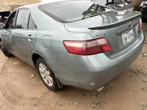 Toyota Camry XLE V6 4dr Sedan (3.5L 6cyl 6AM) 2008 Green