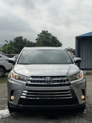Toyota Highlander Limited Platinum 2019 Silver
