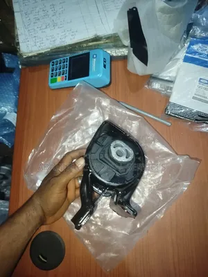 Ford Engine and Gearbox Mount