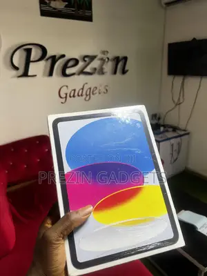 New Apple iPad 10.2 (2021) 128 GB Blue