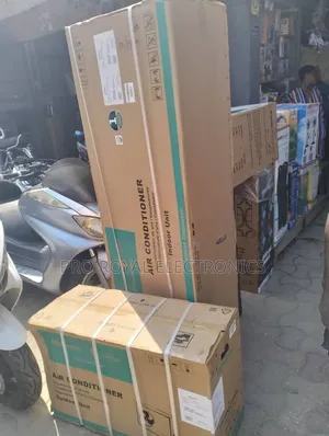 Hisense 2tone Standing Inverter AC