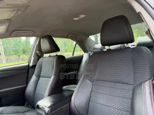 Toyota Camry SE 4dr Sedan (2.5L 4cyl 6A) 2016 Black