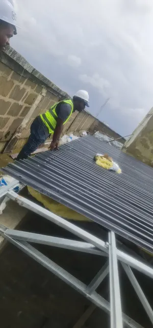 Aluminium Roofing Solutions / Steel Trusses Constructions