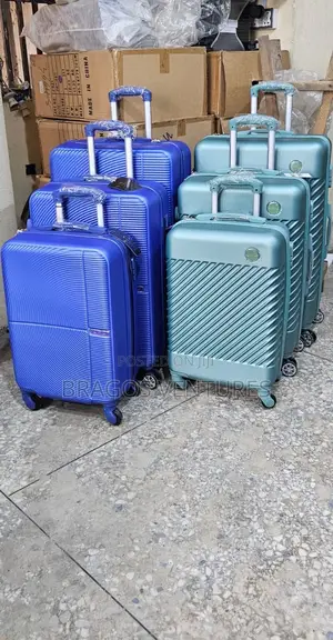 Set of 3pcs Travel Bags and Luggages