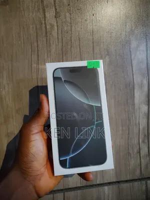 New Apple iPhone 16 Pro Max 256 GB Silver