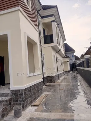 4bdrm Duplex in Plantation City, Warri for rent