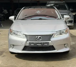 Lexus ES 2013 Silver