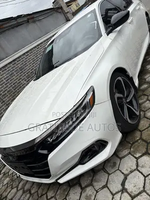 Honda Accord Sport 2.0T 2022 White