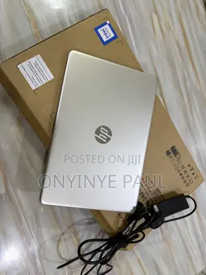 Laptop HP 15 8GB Intel Core i7 SSHD+SSD 256GB
