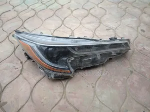 Toyota Corolla 2020 - 2022 Headlight. Tokunbo, Driver Side.