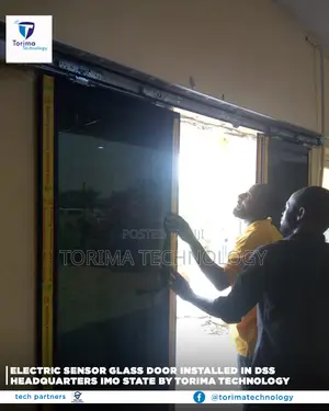 Automatic Frameless Sensor Door Installation