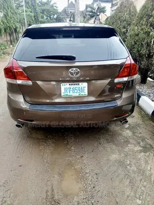 Toyota Venza Limited 2010 Brown