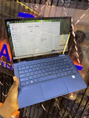 Laptop HP Dragonfly G2 16GB Intel Core i7 SSD 256GB