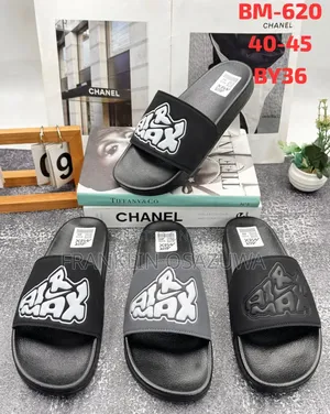 Nike Air Max Logo Slide Sandals — Unisex