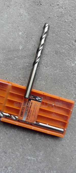Drilling Bit of All Sizes and Types Available