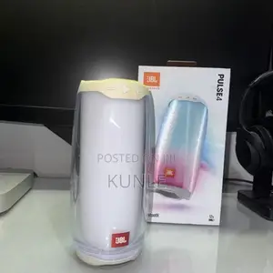 JBL Pulse 4 White