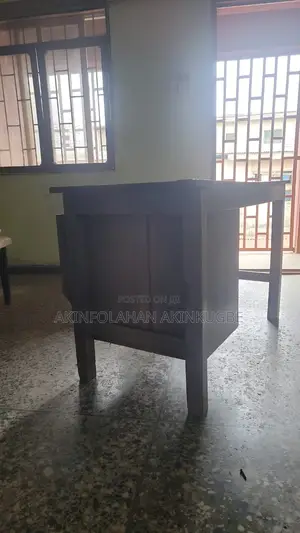 Wooden Office Table
