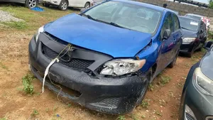 Toyota Corolla 2010 Blue