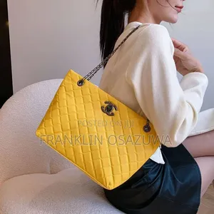 Elegant Quilted Chain Shoulder Tote Bag for Women