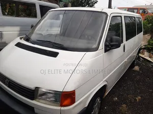 Volkswagen Transporter 2005 White