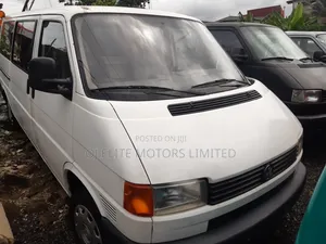 Volkswagen Transporter 2005 White
