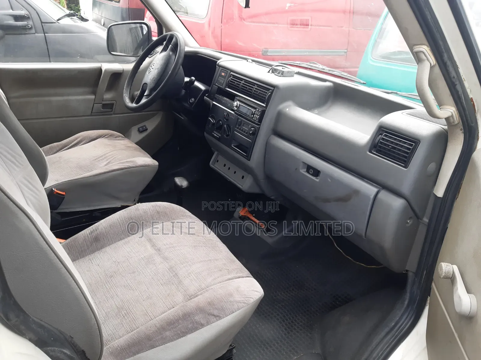 Volkswagen Transporter 2005 White