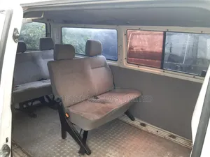 Volkswagen Transporter 2005 White