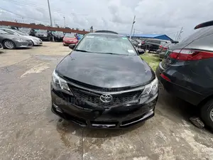 Toyota Camry SE 4dr Sedan (2.5L 4cyl 6A) 2012 Black