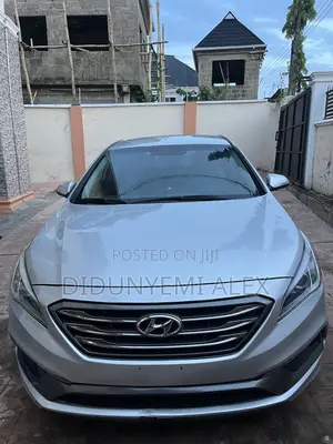 Hyundai Sonata Sport 2.0T 4dr Sedan (2.0L 4cyl Turbo 6A) 2015 Silver