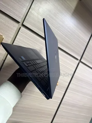 Laptops Dealer