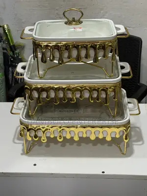 Set of Plate