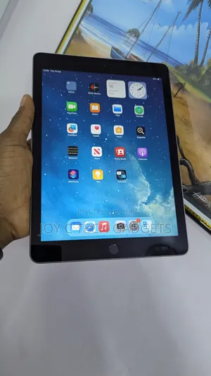 Apple iPad 9.7 128 GB Silver