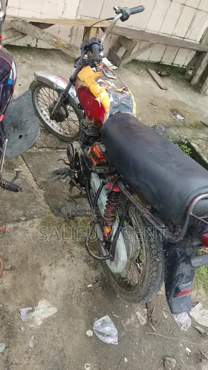 Bajaj Boxer 2024 Red