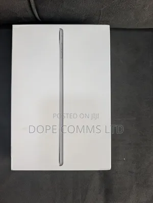 Apple iPad mini 4 128 GB Gray