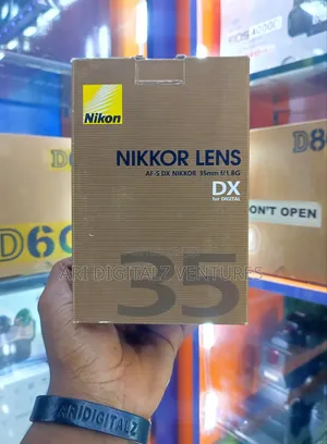 Nikon 35mm 1.8