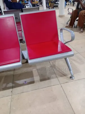 3 in 1 Airport Chair