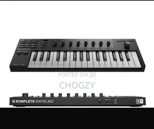 M32 Midi Controller Keyboard - Native Instruments Komplete Kontrol