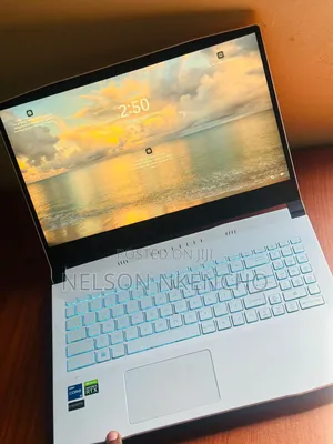 Laptop MSI MSI Sword 15 16GB Intel Core i5 SSD 500GB