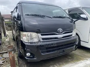 Toyota HiAce 2013 Grey