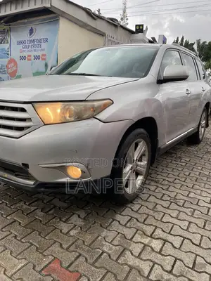 Toyota Highlander 2012 Silver