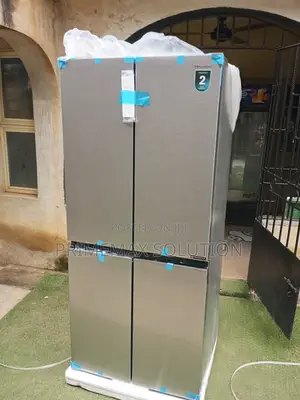 Affordable Luxury: Hisense RQ-54WC 4-Door