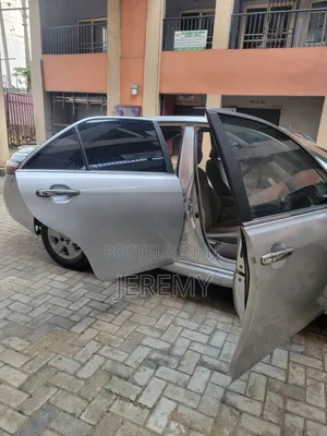 Toyota Camry LE 4dr Sedan (2.4L 4cyl 5A) 2008 Silver