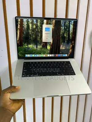 Laptop Apple MacBook Pro 2023 M2 16GB Apple M2 SSD 512GB