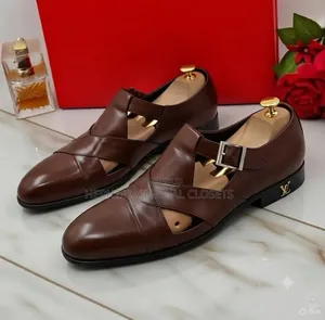 Top Luxury Clark